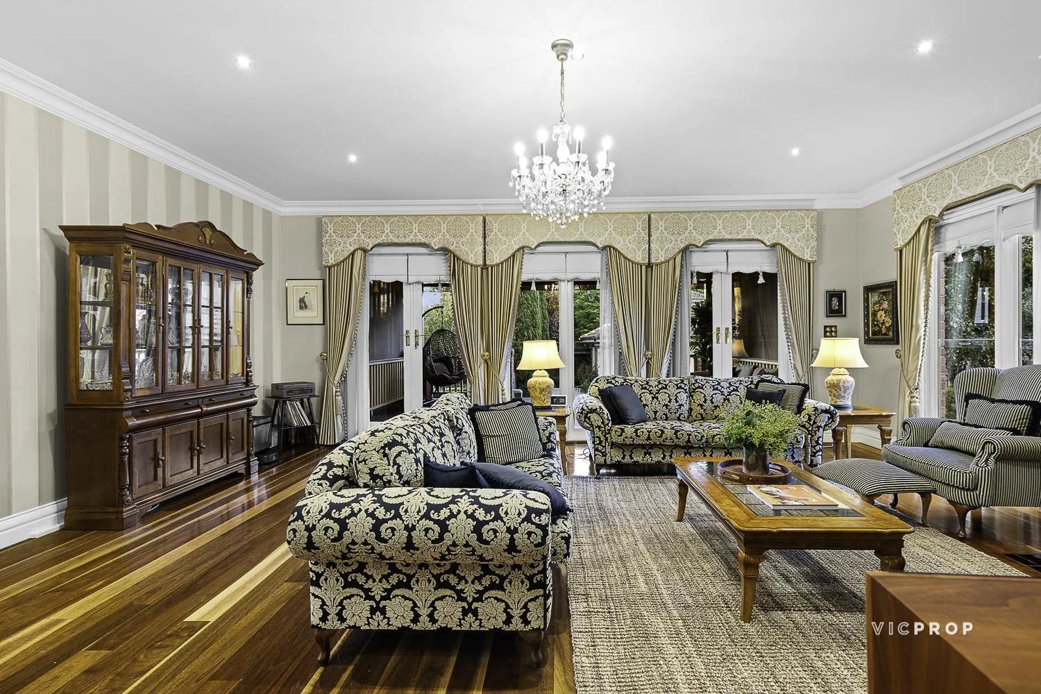 Additional image 2 of 25 Myrtle Street, Ivanhoe VIC 3079