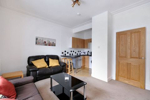 Claremont Place, West End, Aberdeen AB10