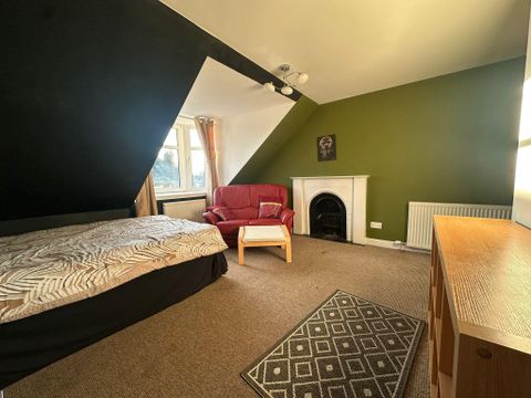 34 Kintore Place, Aberdeen AB25