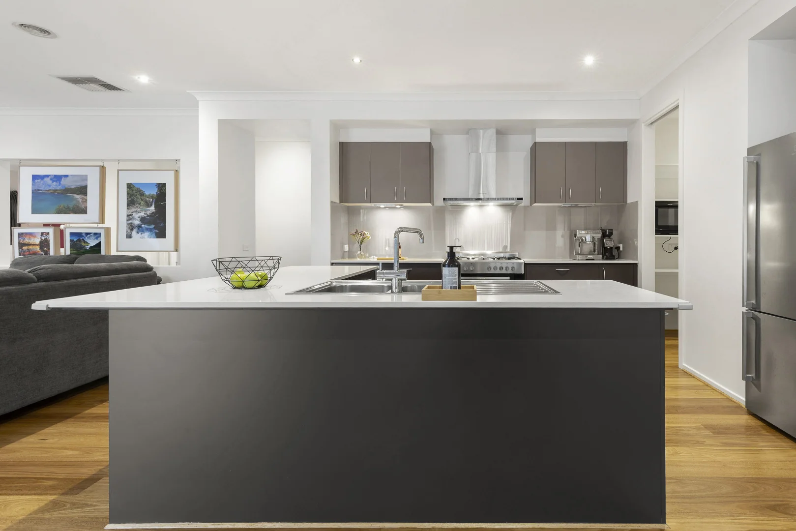 Additional image 4 of 98 Golf View Drive, Craigieburn VIC 3064