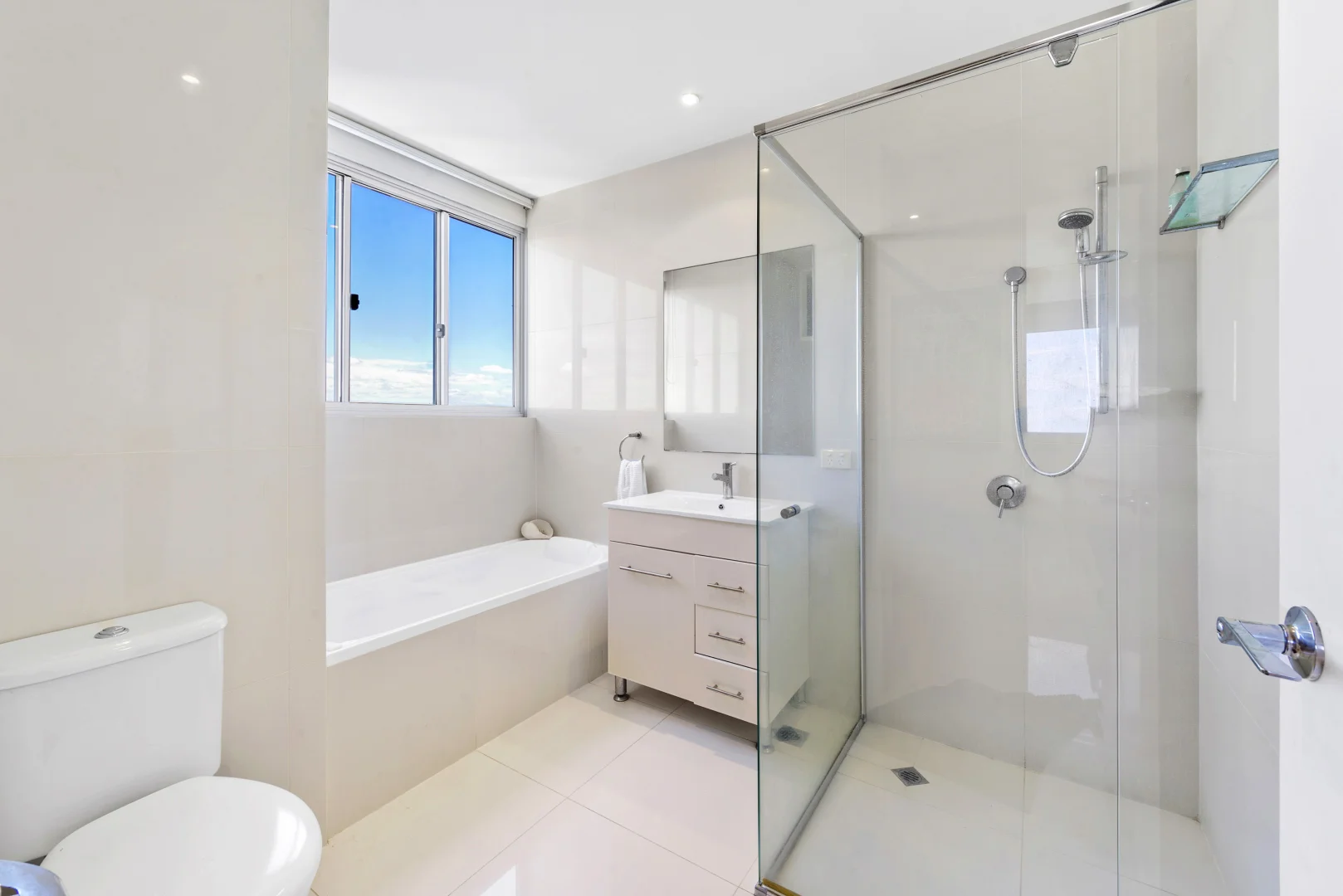 Additional image 17 of 152/30 Watson Esplanade, Surfers Paradise QLD 4217