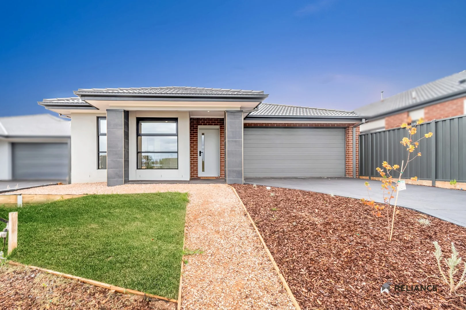 12 Uplands Crescent, Melton South VIC 3338