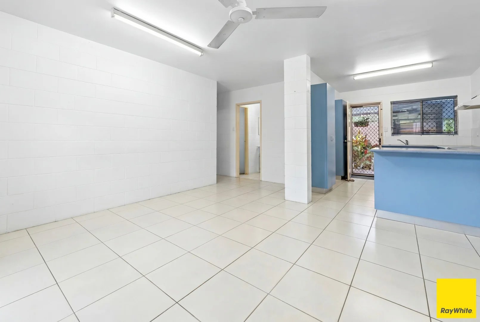 Additional image 3 of 2/392 Severin Street, Parramatta Park QLD 4870