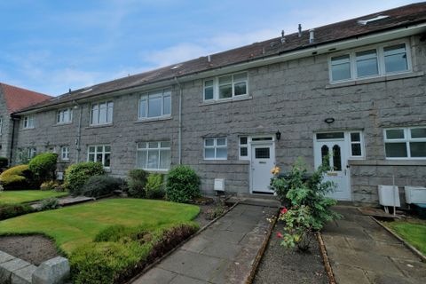 Royal Court, Queens Road, West End, Aberdeen AB15