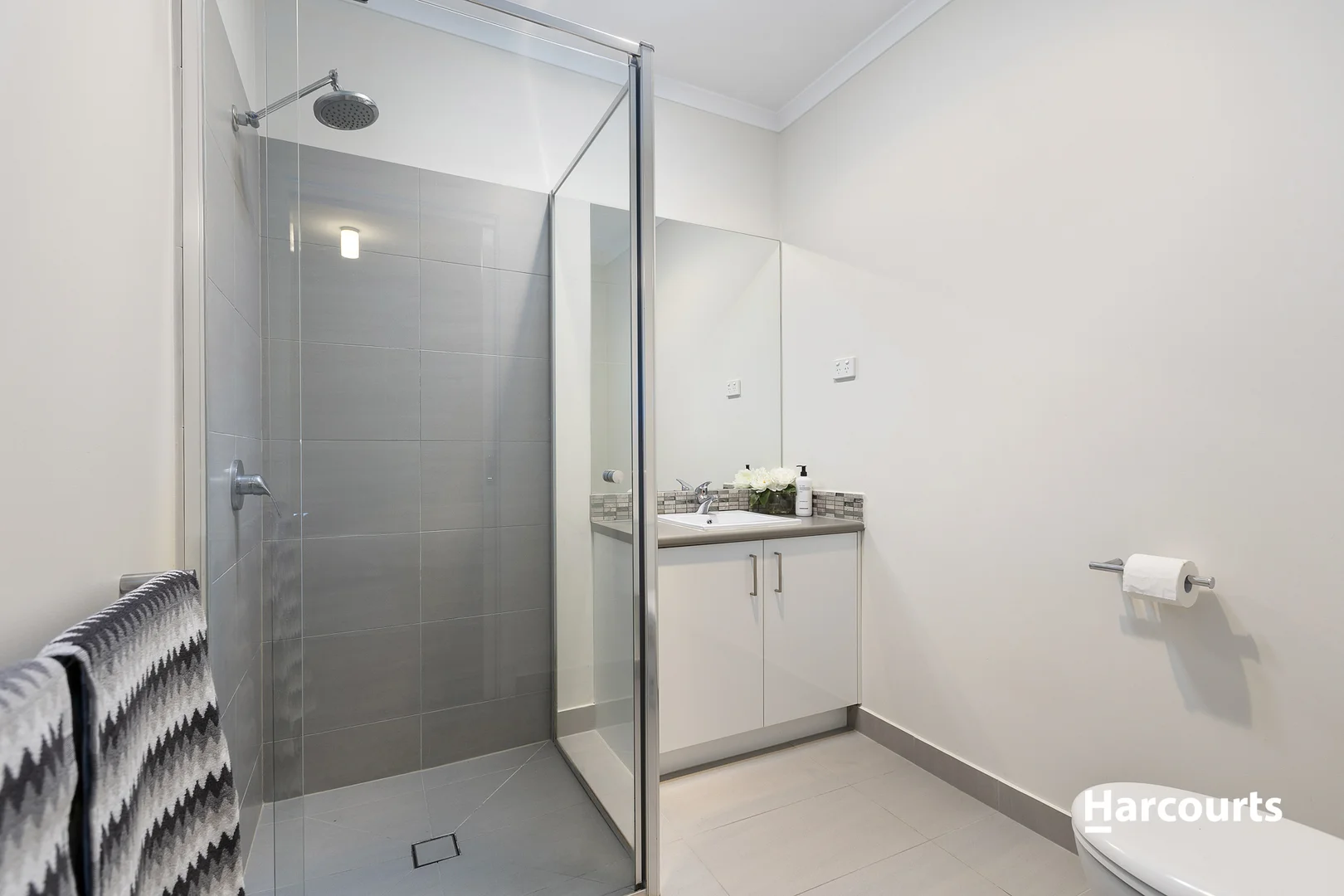 Additional image 6 of 2A Weeroona Avenue, Hamlyn Heights VIC 3215