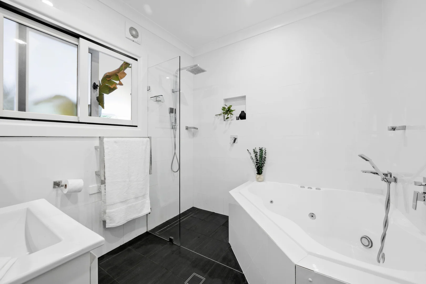 Additional image 8 of 37 Berowra Waters Road, Berowra NSW 2081