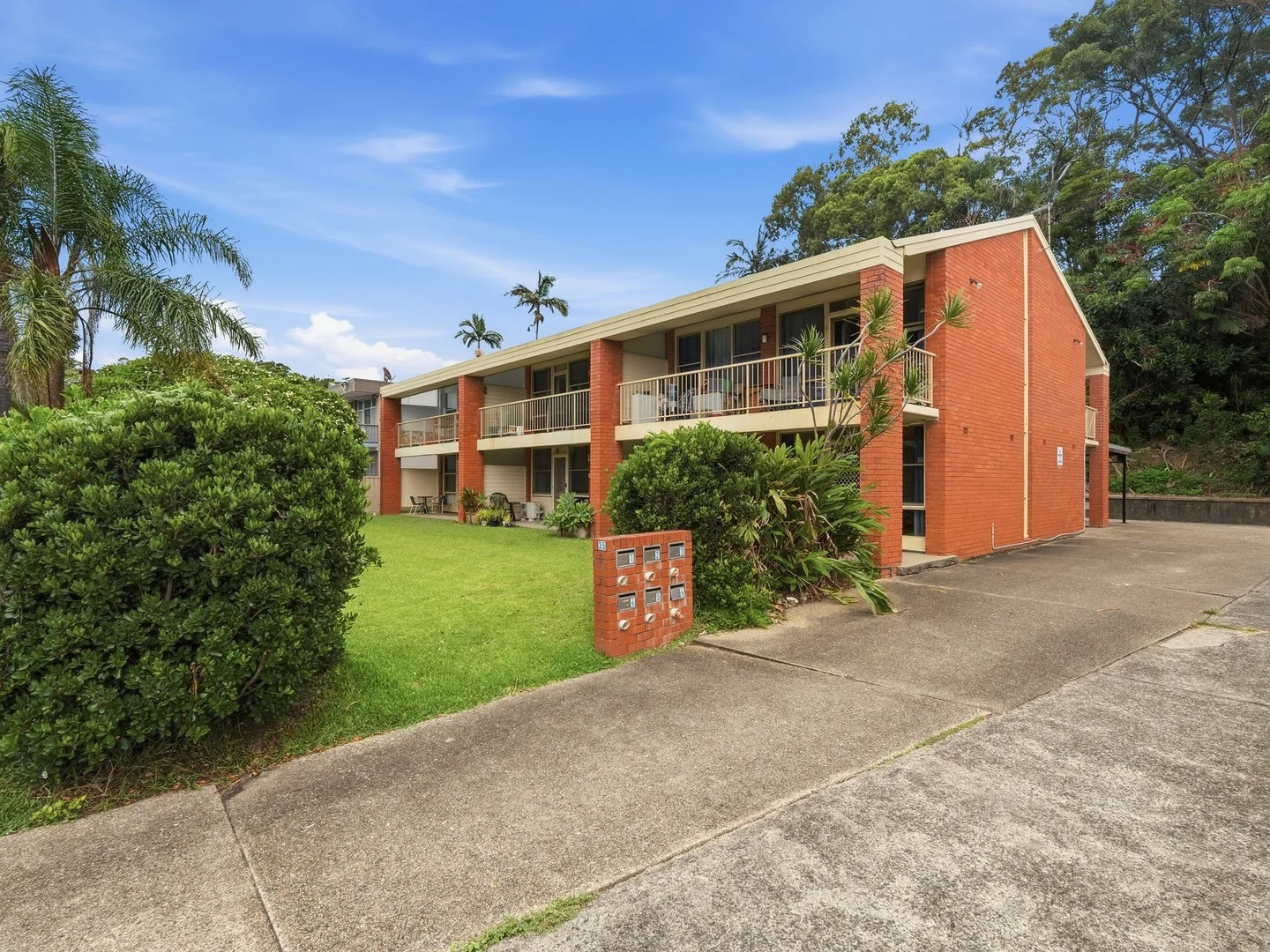 1/35 Sandy Beach Road, Korora NSW 2450