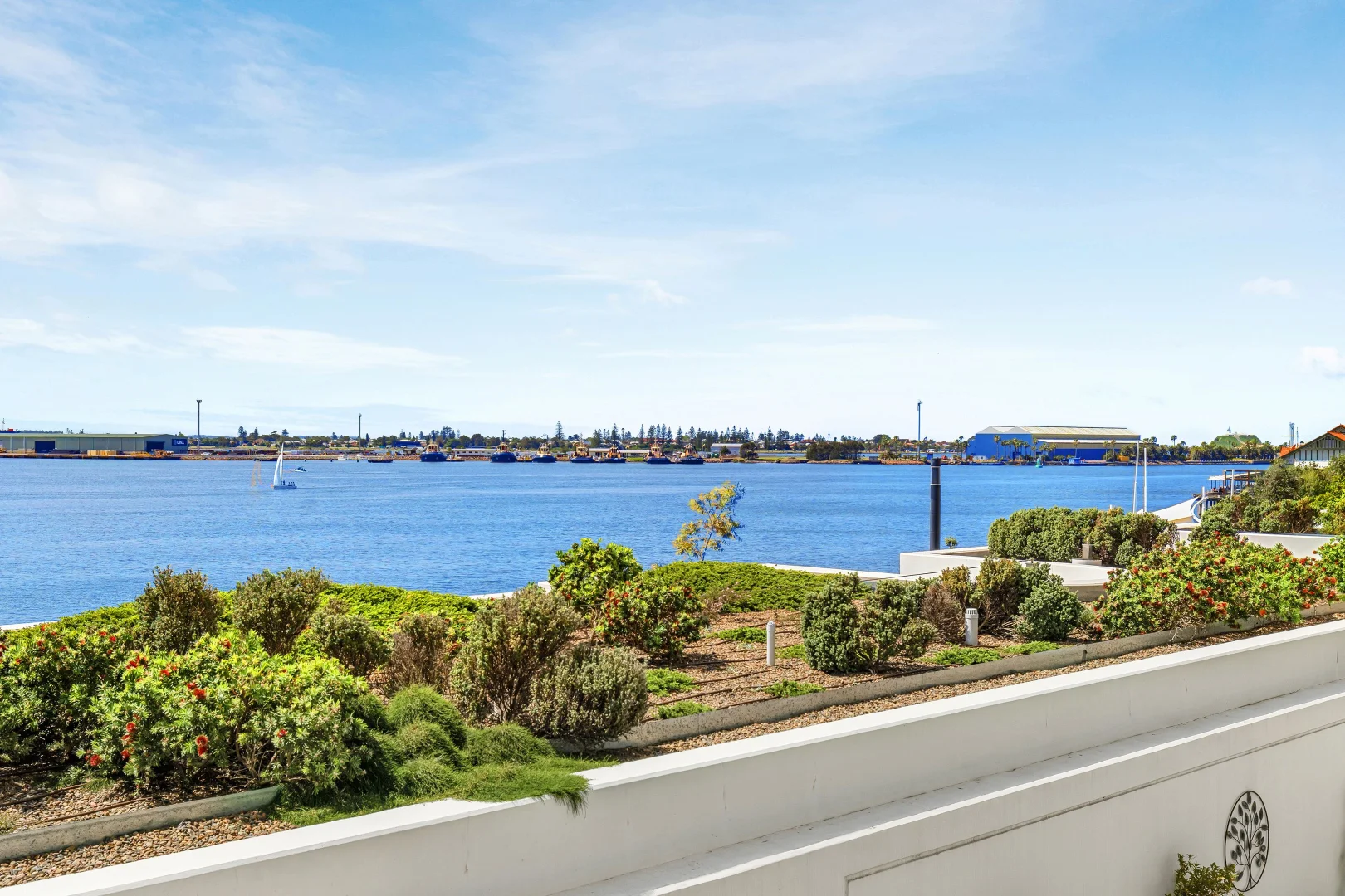 Additional image 20 of UNIT 205/25 Honeysuckle Drive, Newcastle NSW 2300