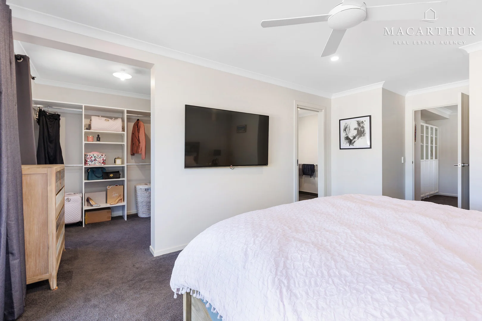 Additional image 18 of 3 Lee Way, Lloyd NSW 2650