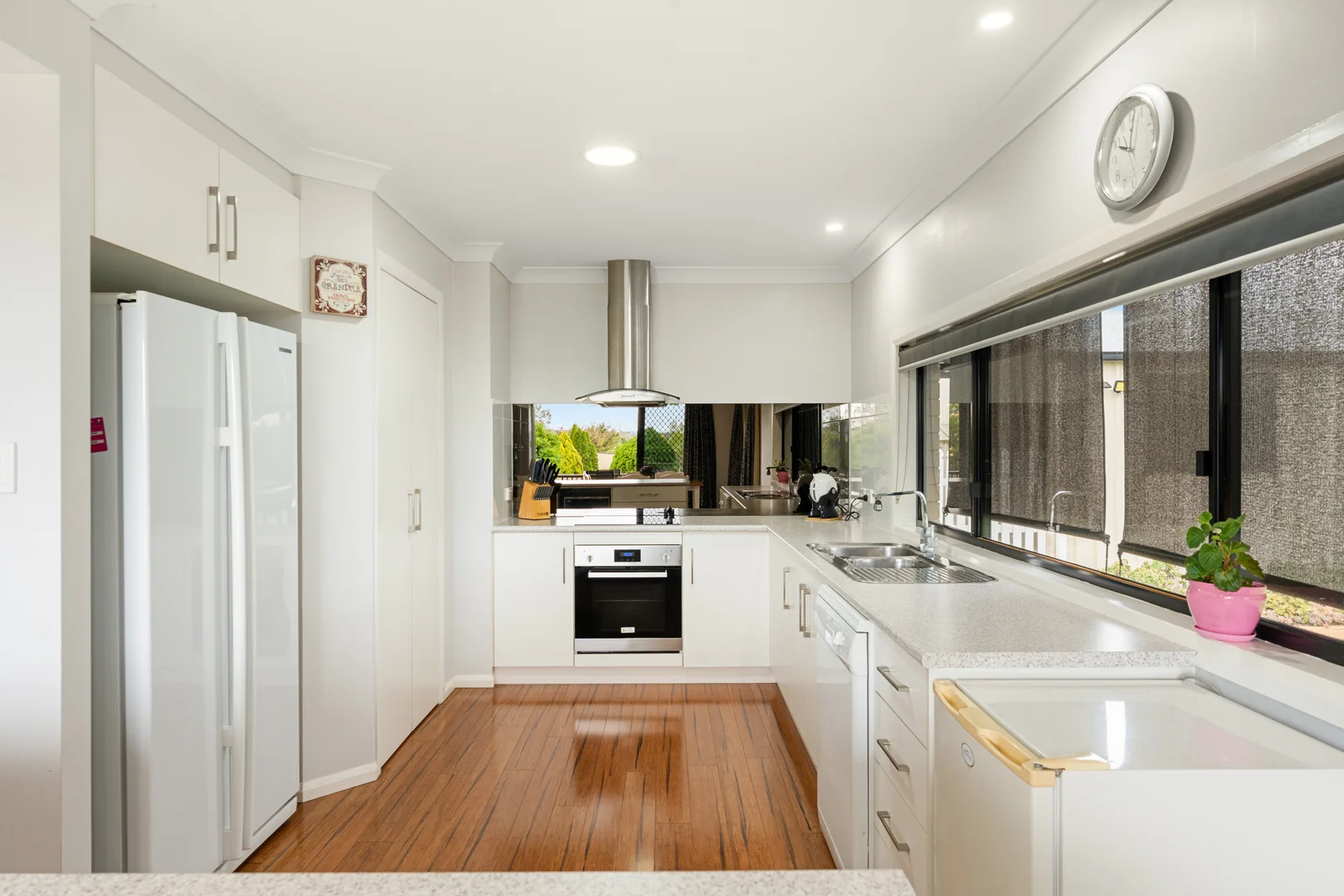 Additional image 2 of 5 Naomi Drive, Crows Nest QLD 4355