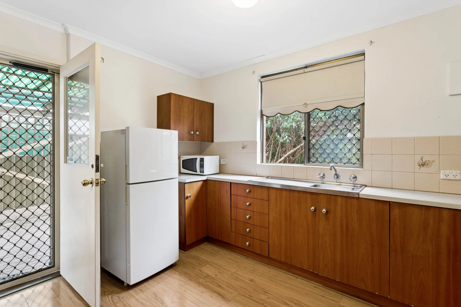 Additional image 11 of 2/10 Brooke Street, Broadview SA 5083