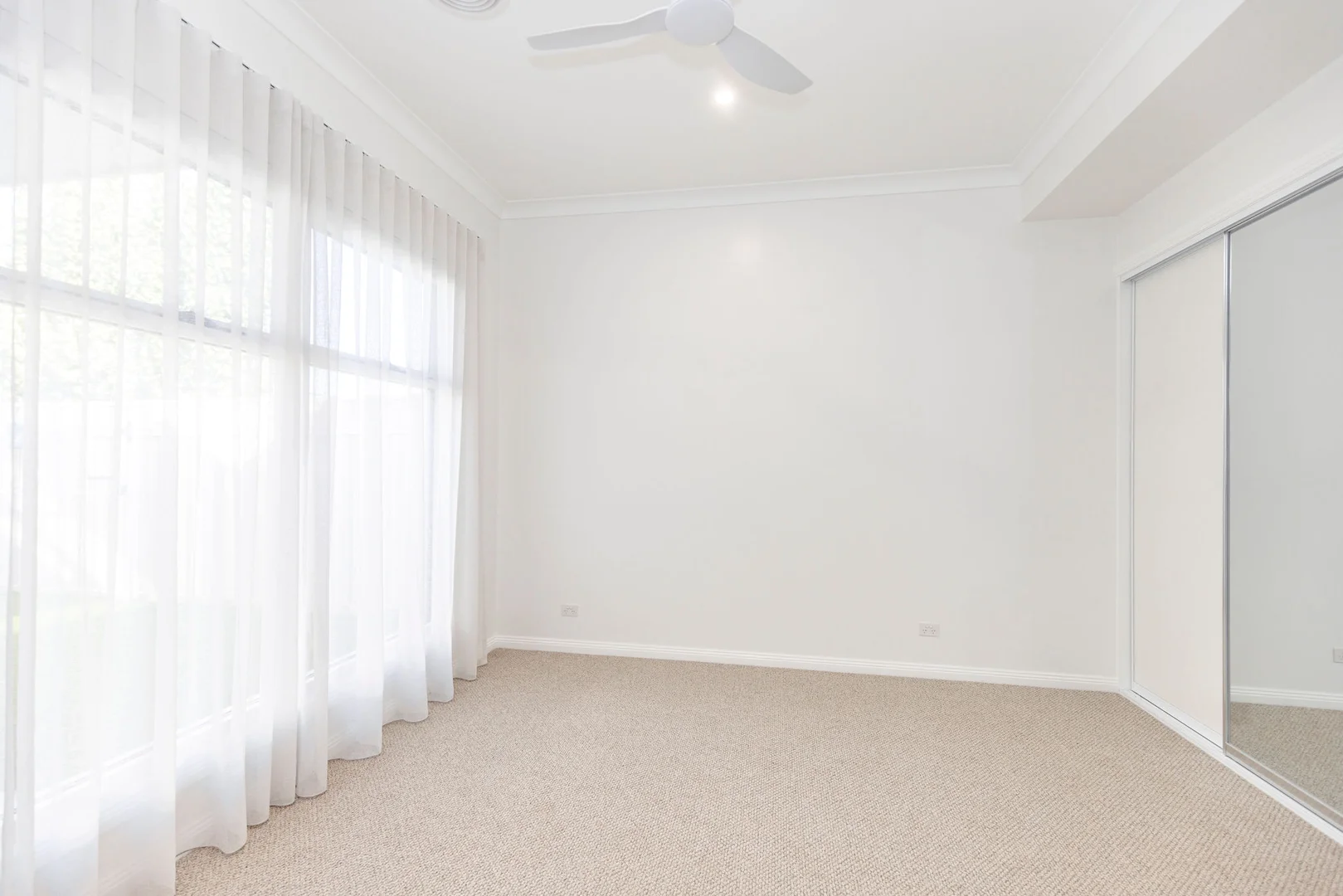 Additional image 9 of 4/13-15 Kimberley Avenue, Swan Hill VIC 3585