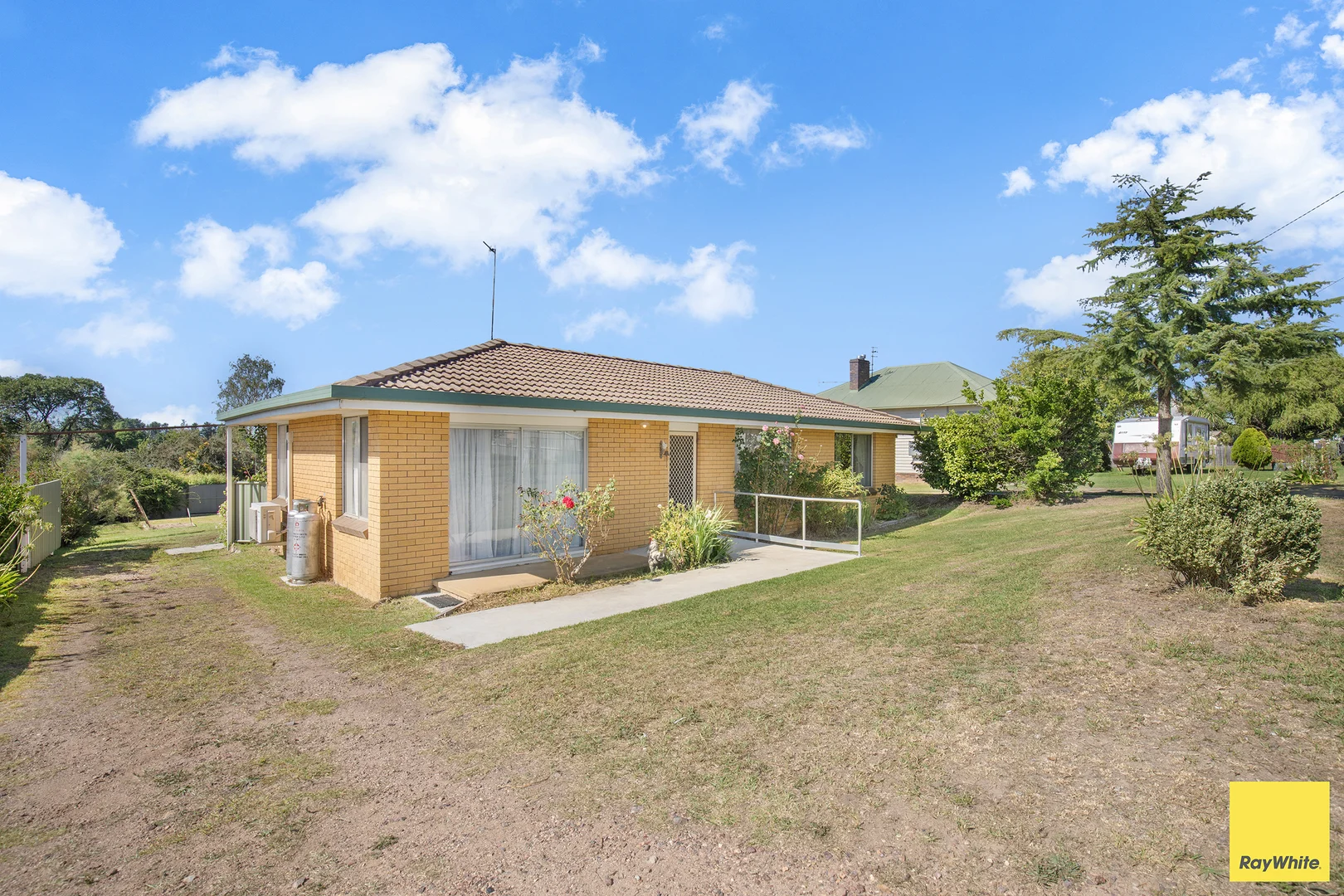Additional image 11 of 8 Bligh Avenue, Uralla NSW 2358