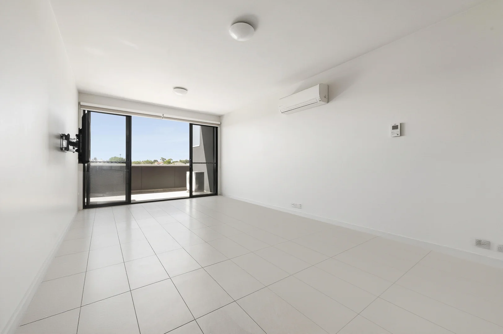 Additional image 2 of 31/2-10 Monckton Place, Caroline Springs VIC 3023