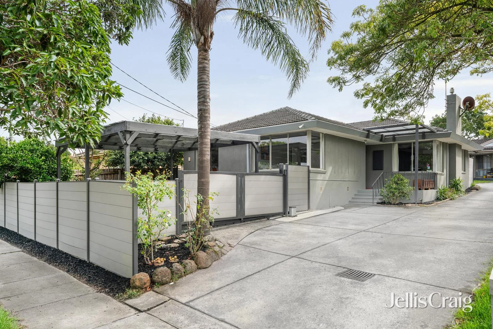 1/43 Cassowary Street, Doncaster East VIC 3109