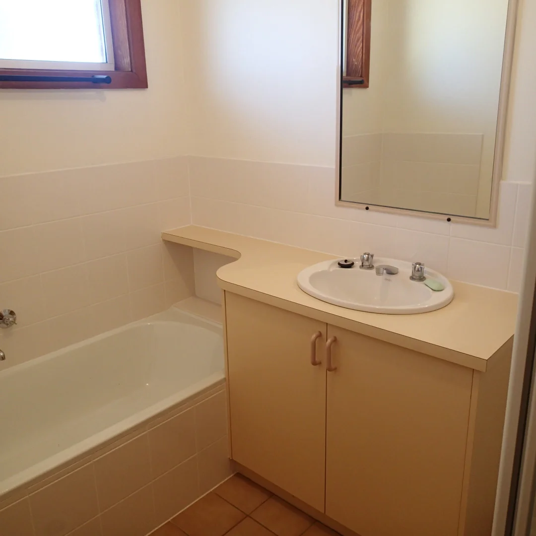 Additional image 9 of Unit 4/73 Tower Street, Corowa NSW 2646