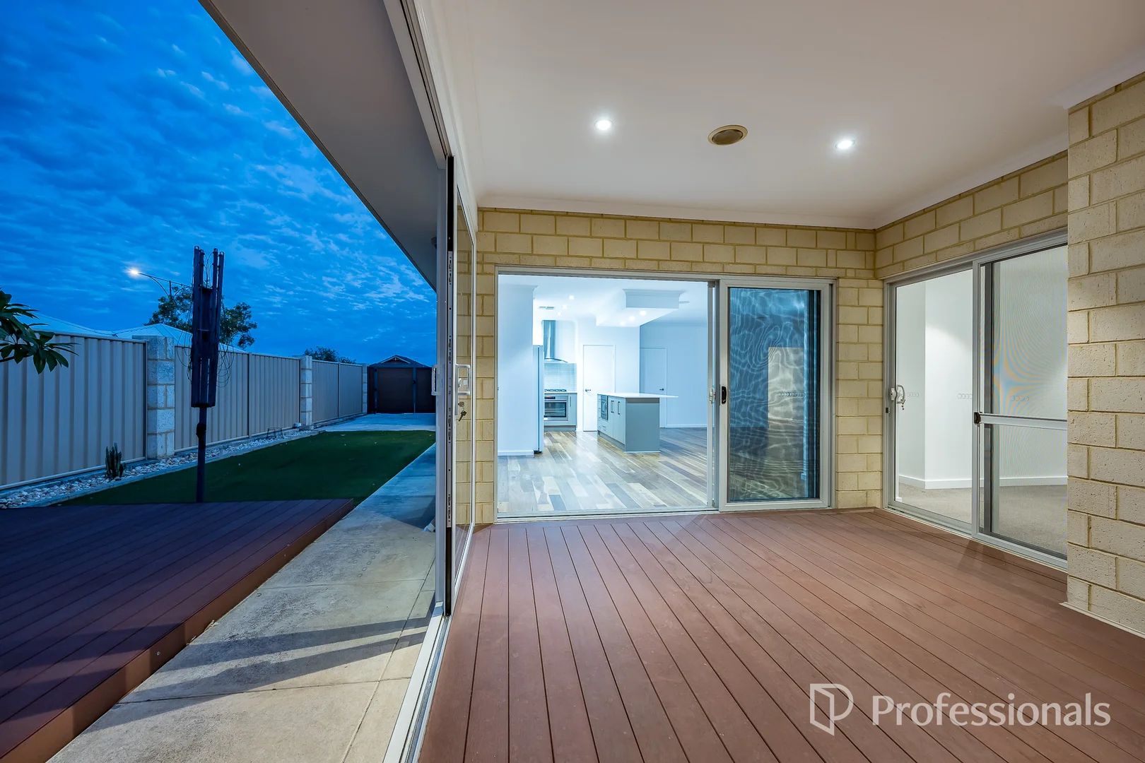 Additional image 27 of 20 Jindalee Boulevard, Jindalee WA 6036