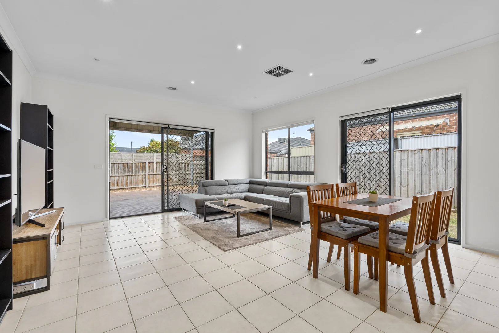 Additional image 4 of 48 Manor House Drive, Epping VIC 3076