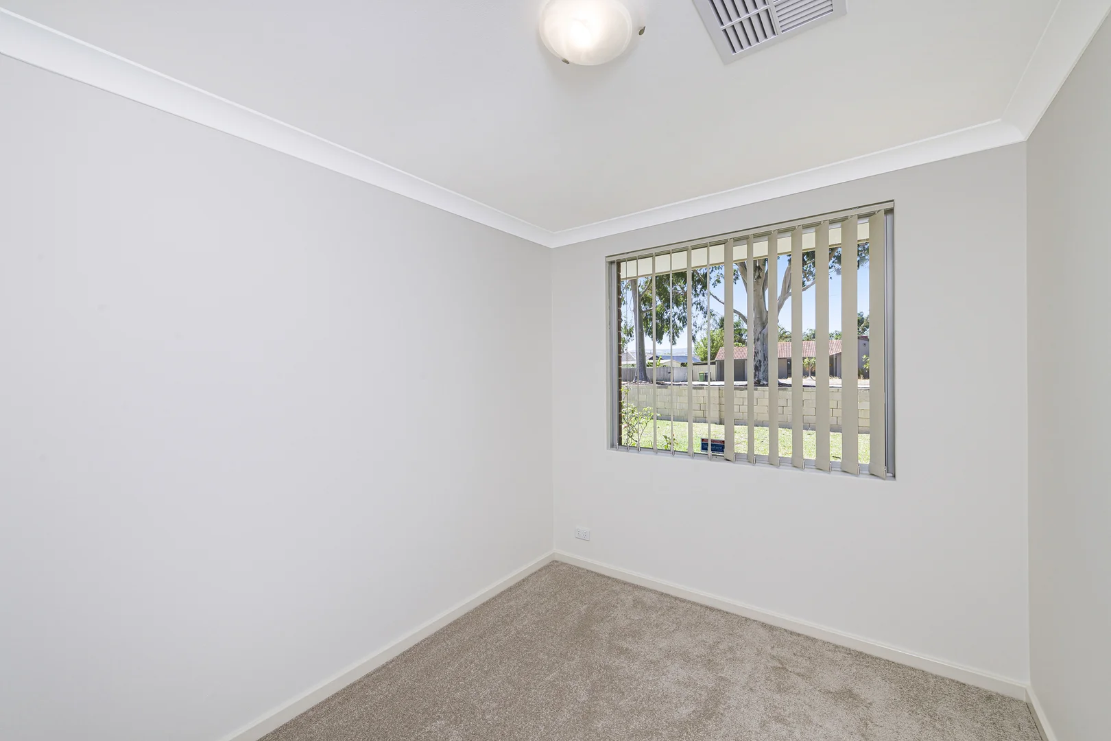 Additional image 9 of 141 Cammillo Road, Camillo WA 6111