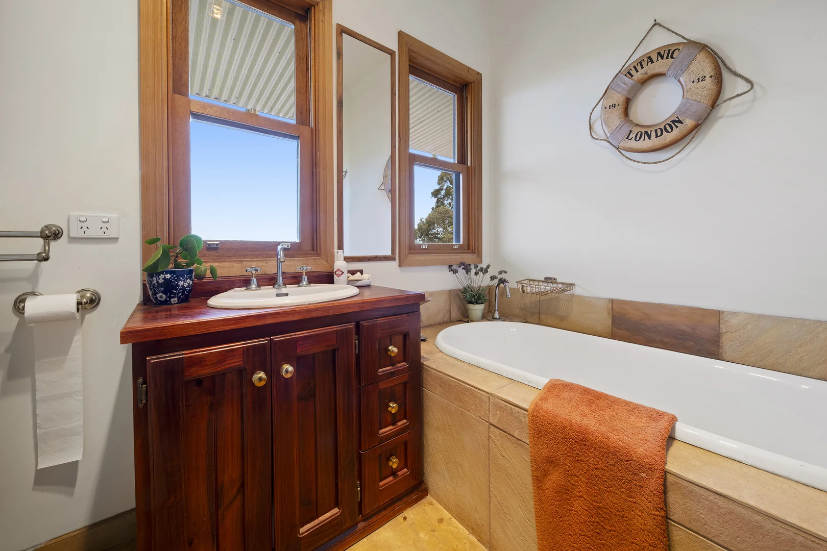 Additional image 16 of 211 Drummonds Lane, Heathcote VIC 3523