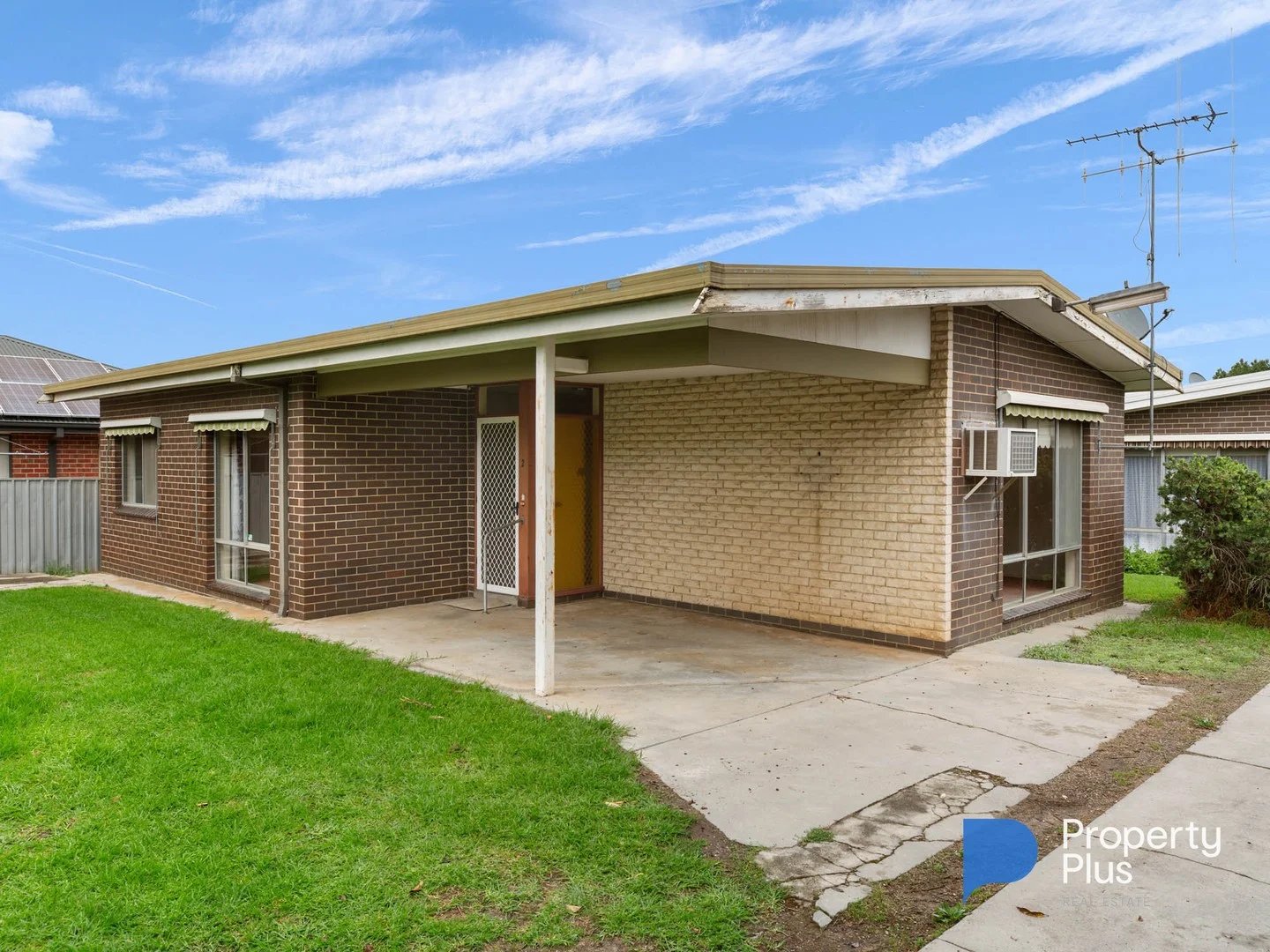 2/28 Neale Street, Kennington VIC 3550