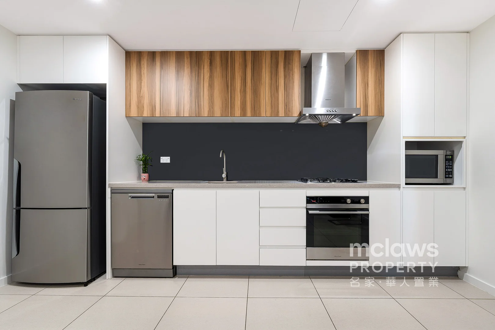 Additional image 2 of 609/380 Forest Road, Hurstville NSW 2220