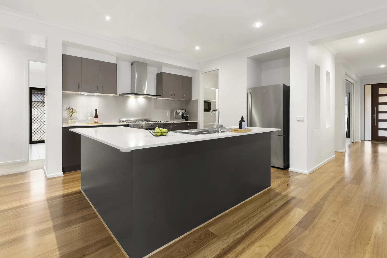 Additional image 5 of 98 Golf View Drive, Craigieburn VIC 3064