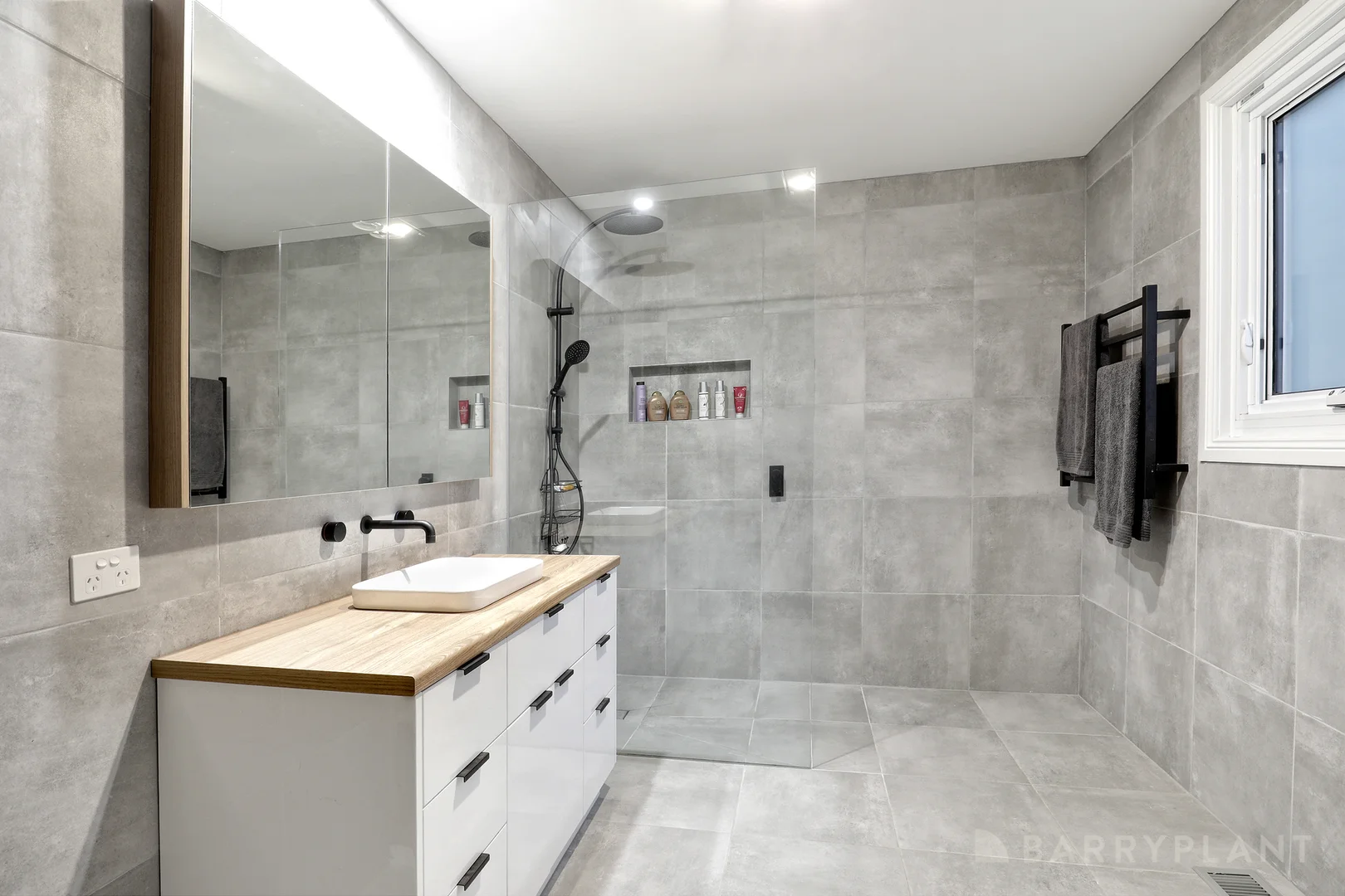 Additional image 12 of 46 Mountain Road, Cockatoo VIC 3781