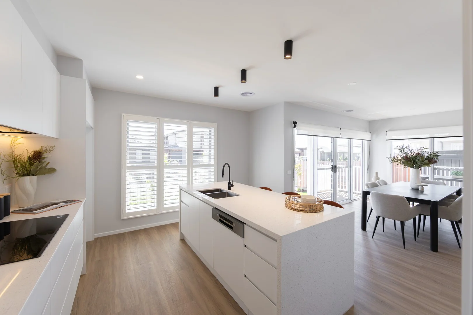 35 Illuminate Crescent, Clyde VIC 3978