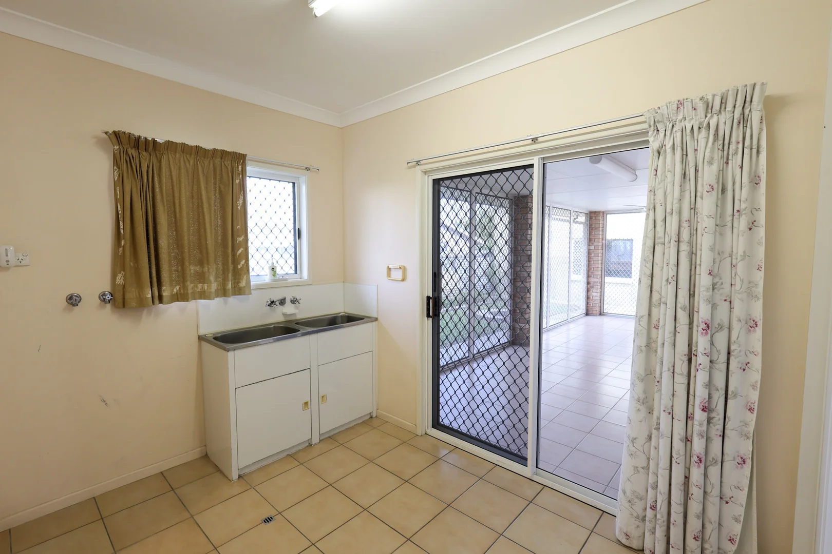 Additional image 4 of 11 Charles Street, Ayr QLD 4807