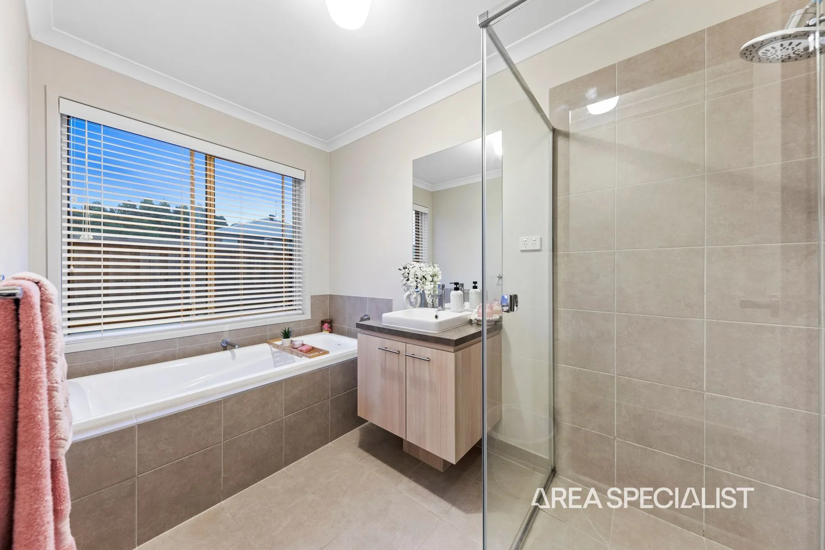 Additional image 10 of 269 Sutton Street, Warragul VIC 3820