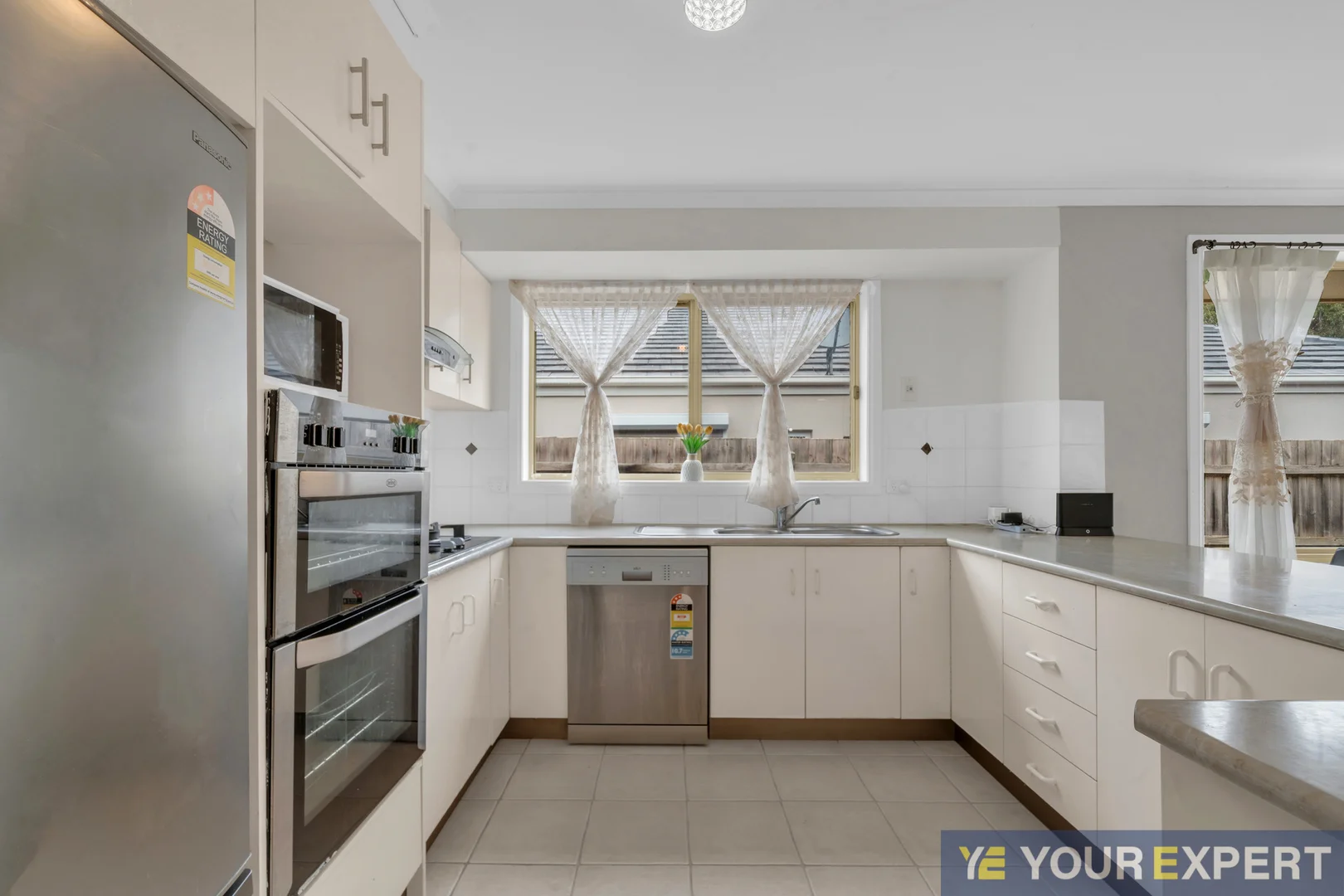 Additional image 11 of 2 Kurnwill Place, Berwick VIC 3806