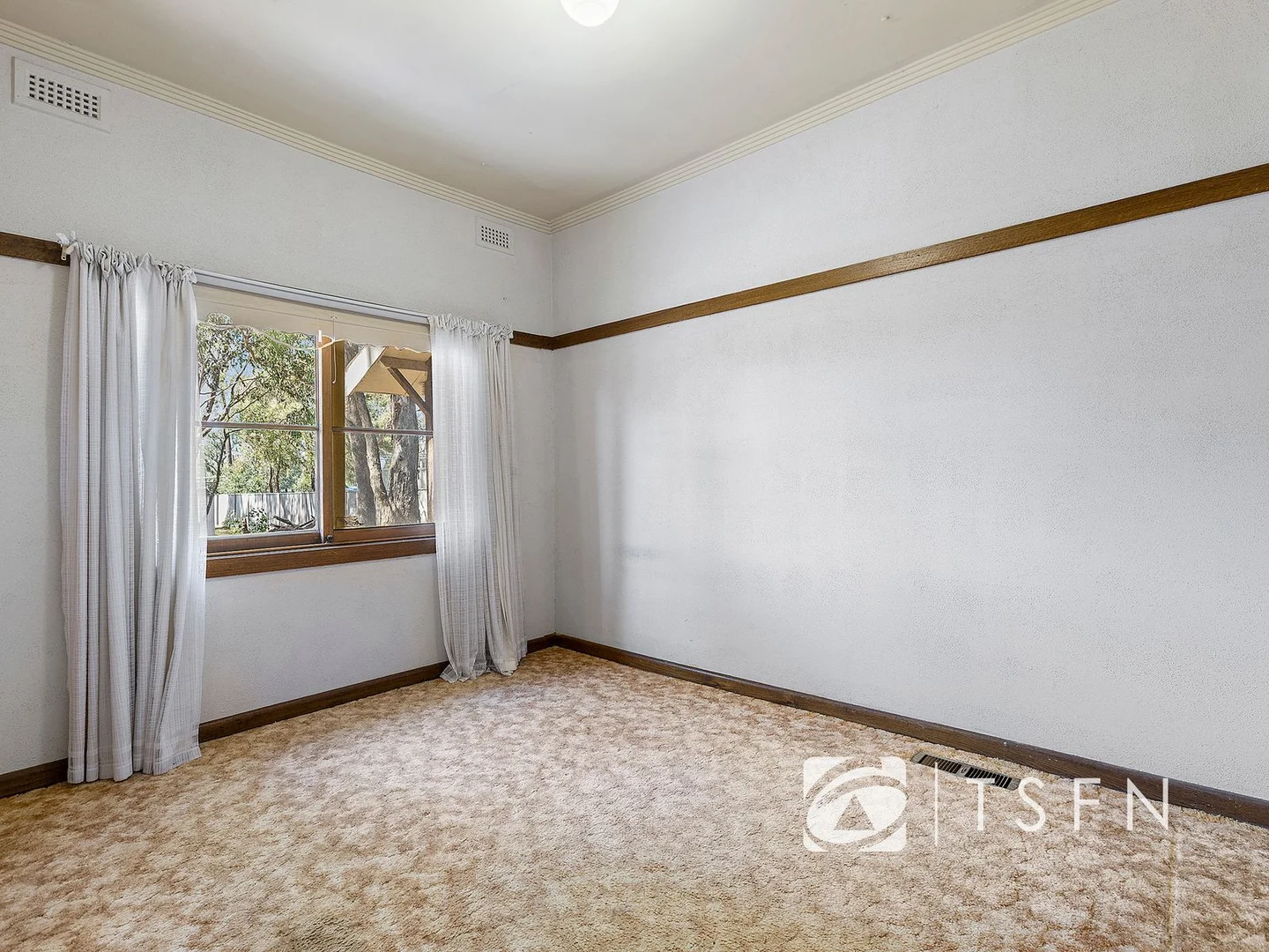 Additional image 6 of 143 St Killian Street, White Hills VIC 3550