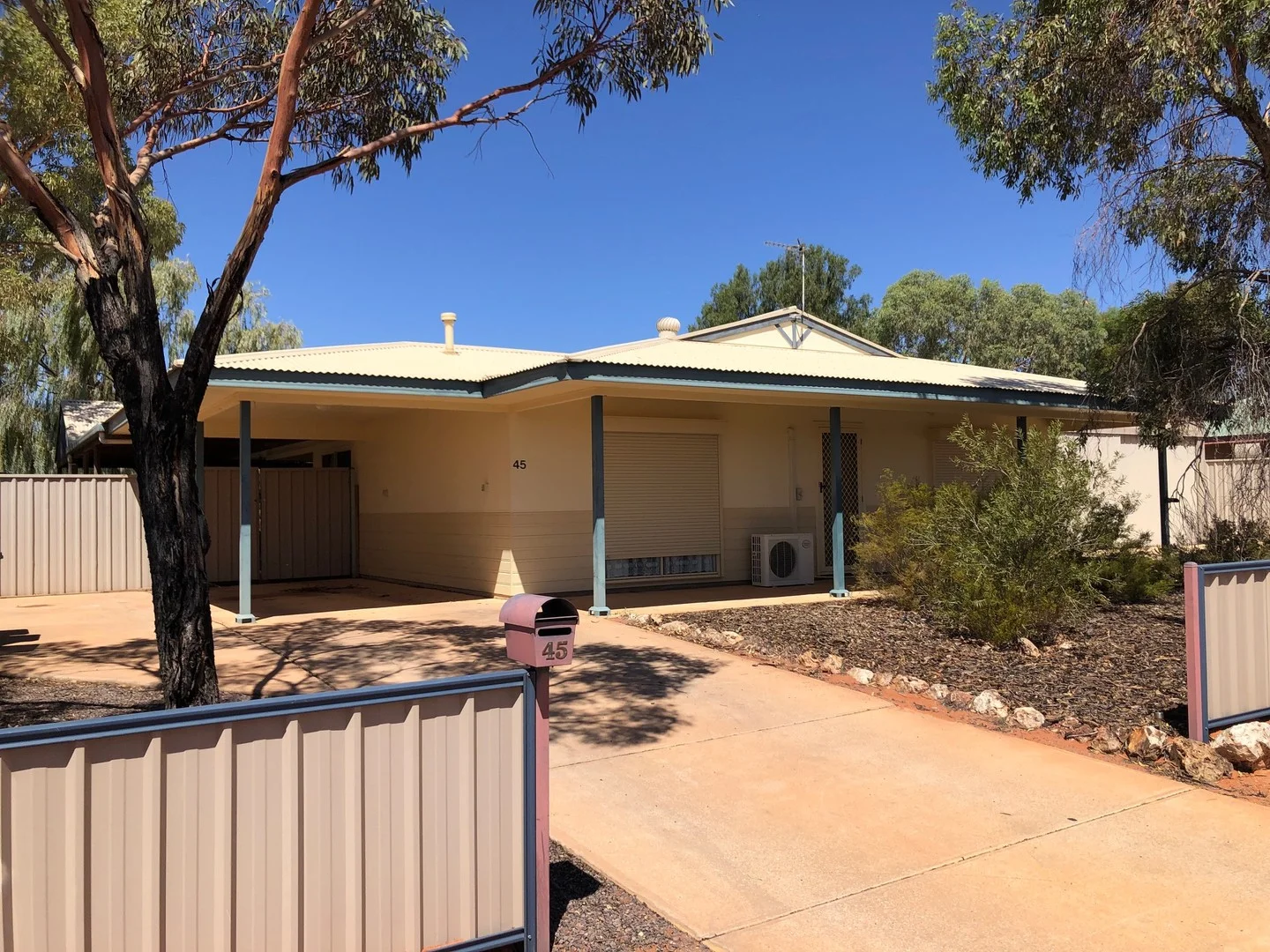 45 Burgoyne St, Roxby Downs SA 5725