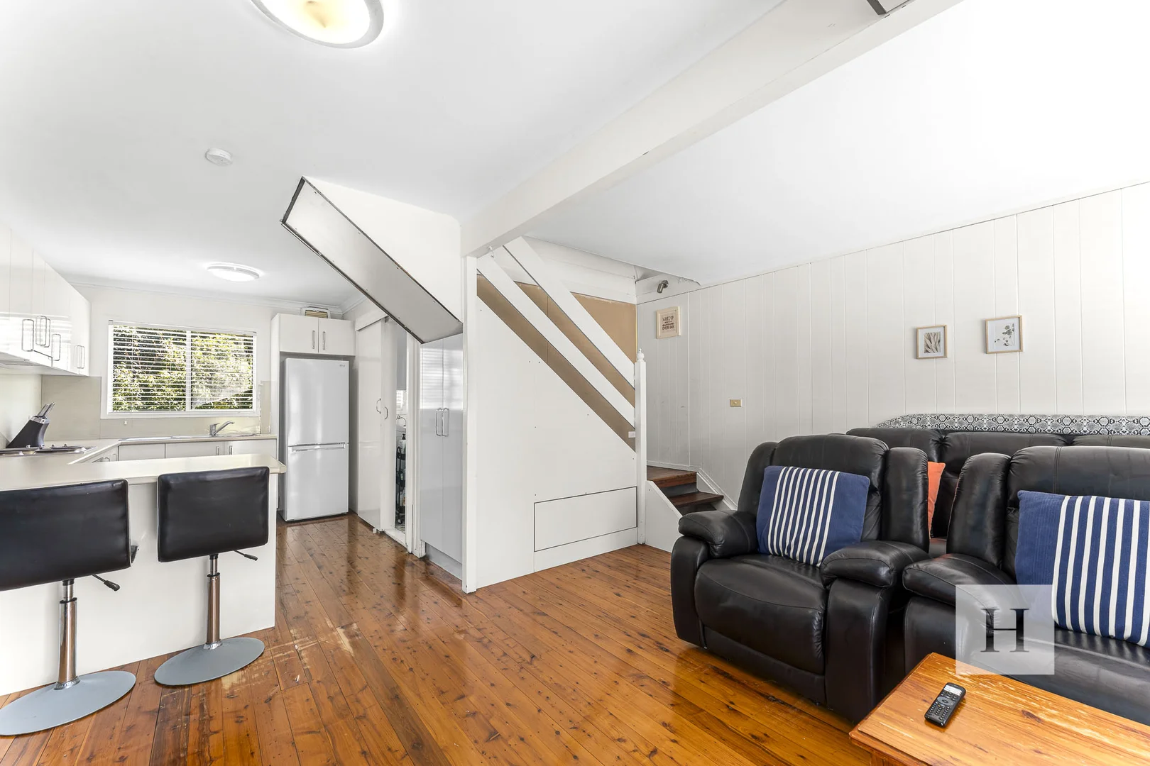 Additional image 3 of 11 Marmion Street, Mannering Park NSW 2259