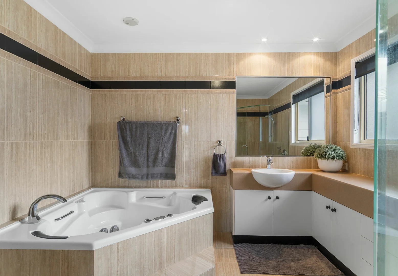 Additional image 16 of 60 Armstrong Way, Highland Park QLD 4211
