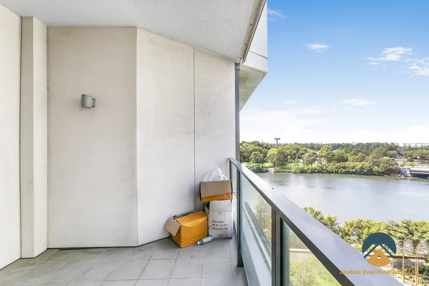 Additional image 3 of 502/2 chisholm st, Wolli Creek NSW 2205