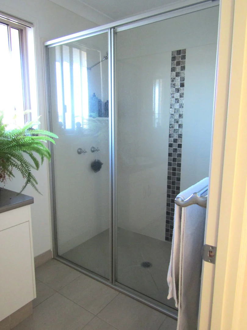 Additional image 7 of 1 & 2/26 Deacon Drive, Blackwater QLD 4717