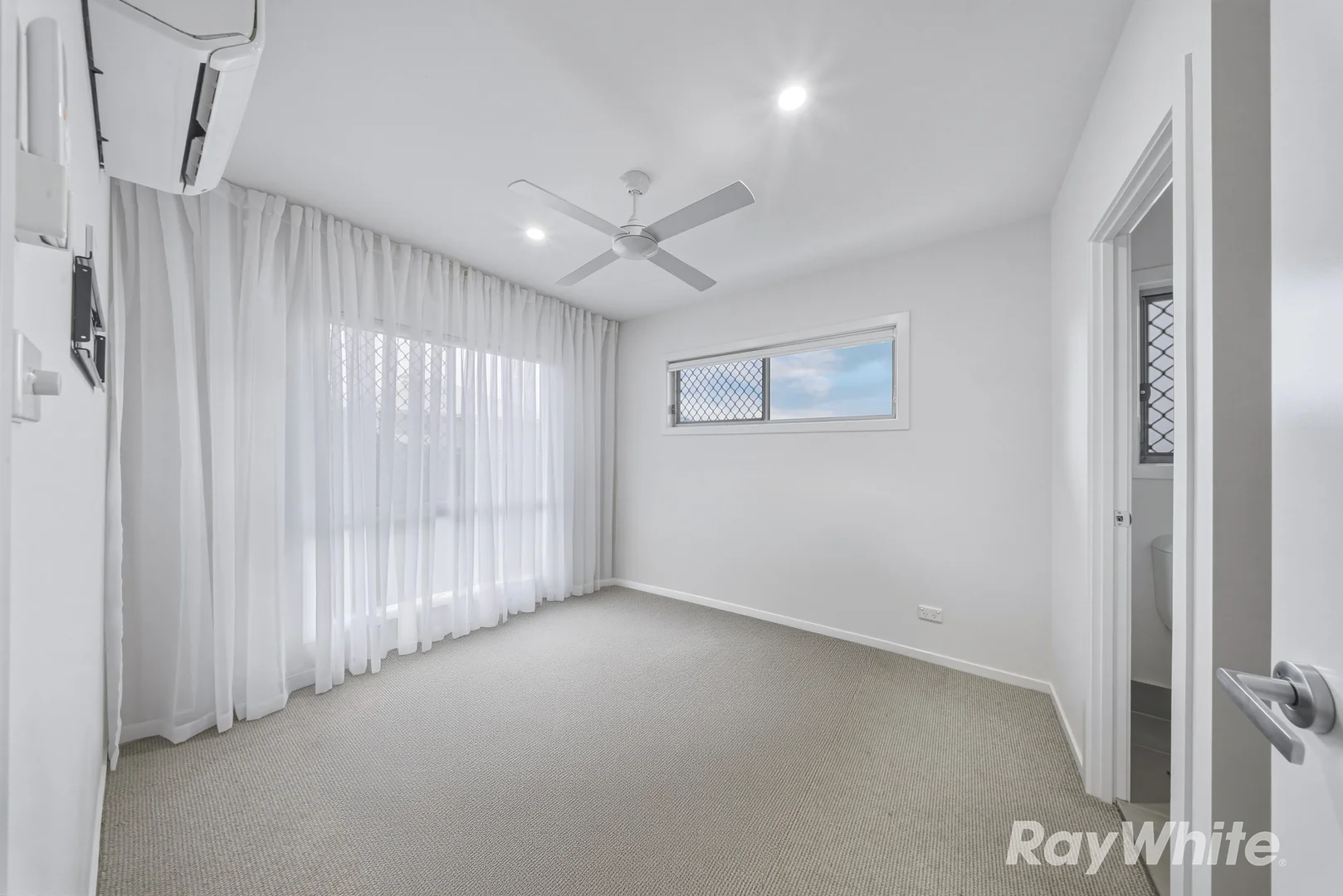 Additional image 8 of 2/188 Denton Park Drive, Aberglasslyn NSW 2320