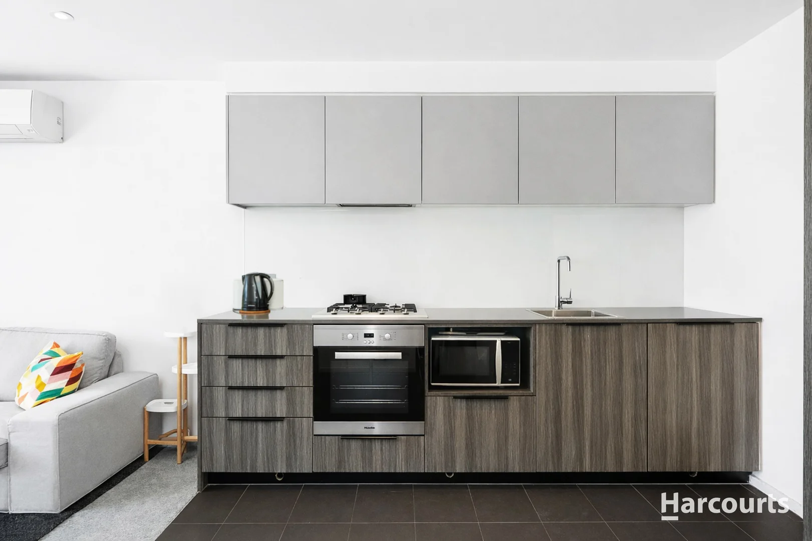 Additional image 2 of 1103E/888 Collins Street, Docklands VIC 3008