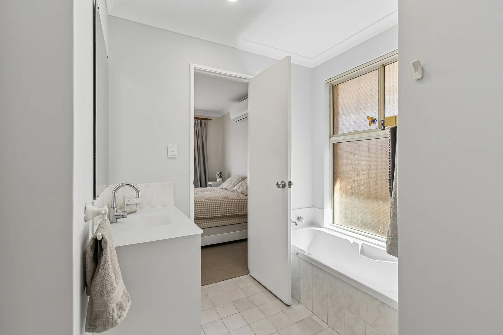 Additional image 14 of 5 Elbrus Way, Caversham WA 6055