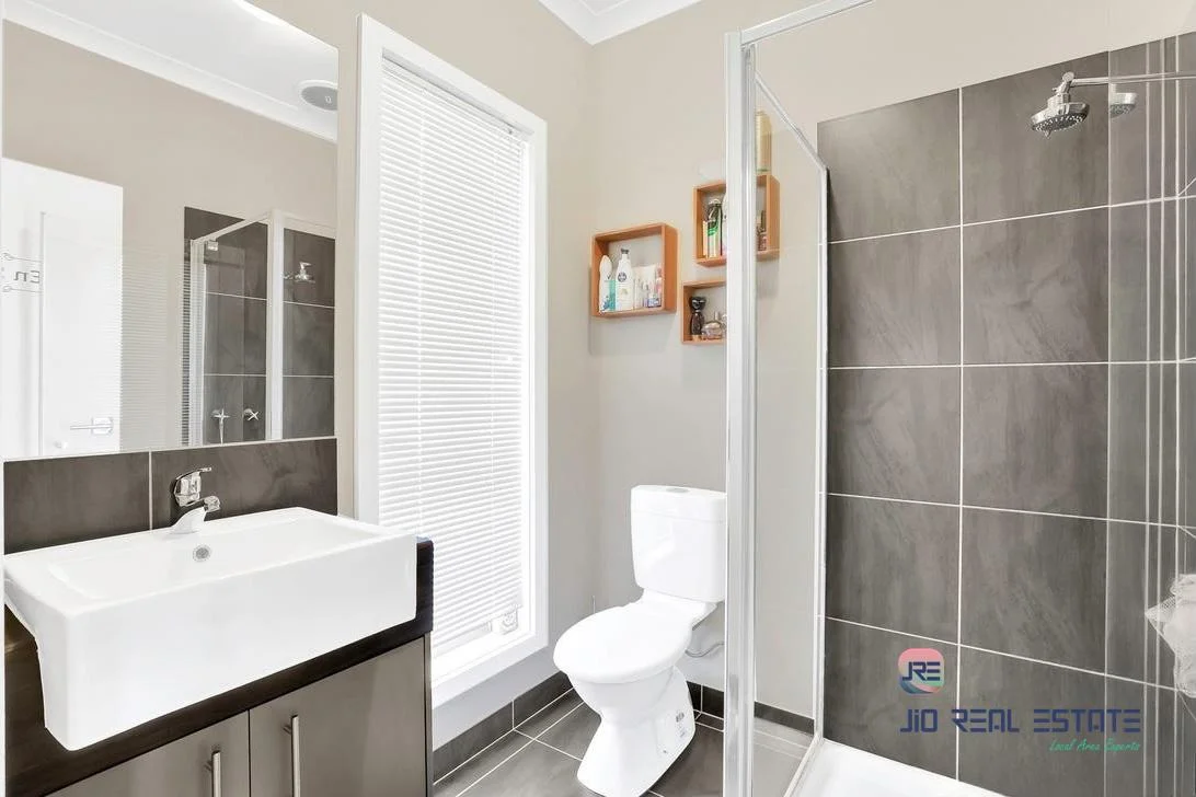 Additional image 8 of 8 Embleton Chase, Weir Views VIC 3338