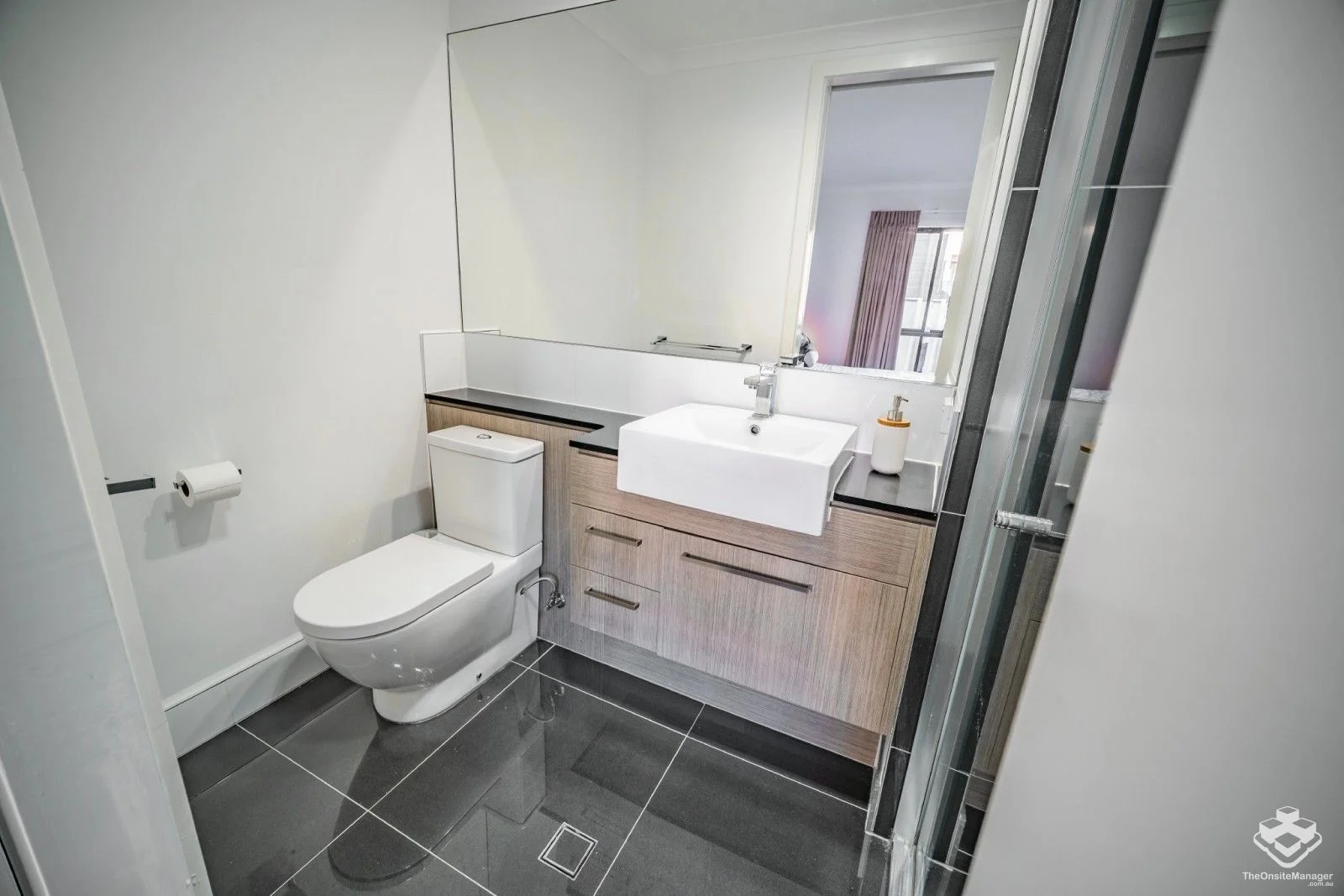 Additional image 10 of 1/819 Creek Road, Carindale QLD 4152