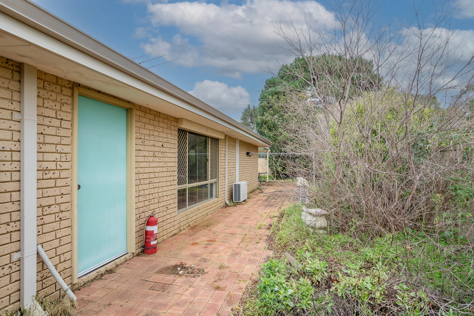 Additional image 11 of 2/18 Lathwell Street, Armadale WA 6112
