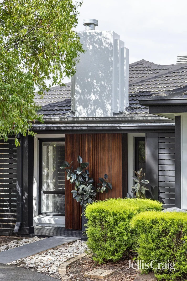 Additional image 2 of 18 Leach Street, Briar Hill VIC 3088