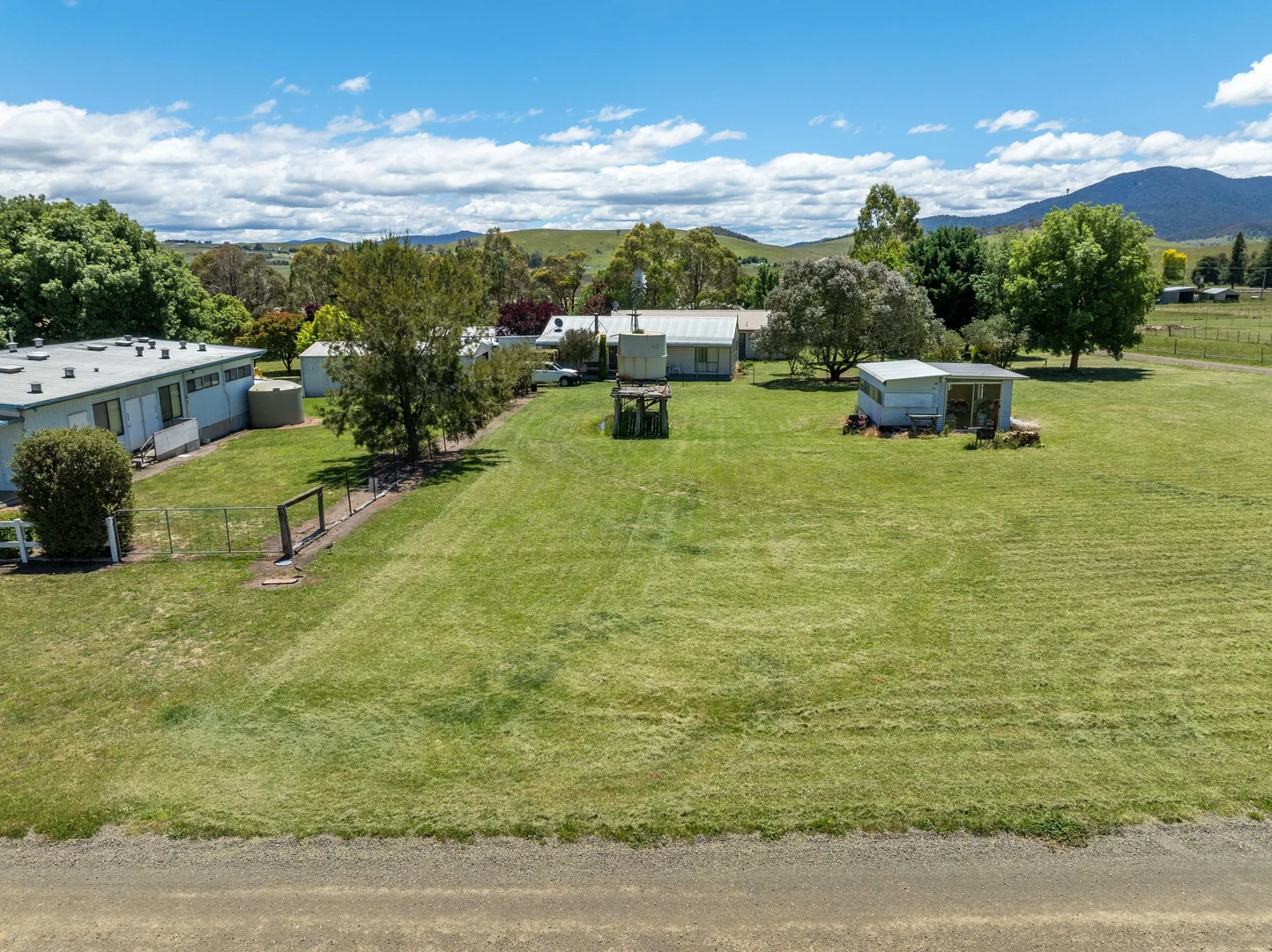 Additional image 10 of 21 Macfarlane Street, Benambra VIC 3900