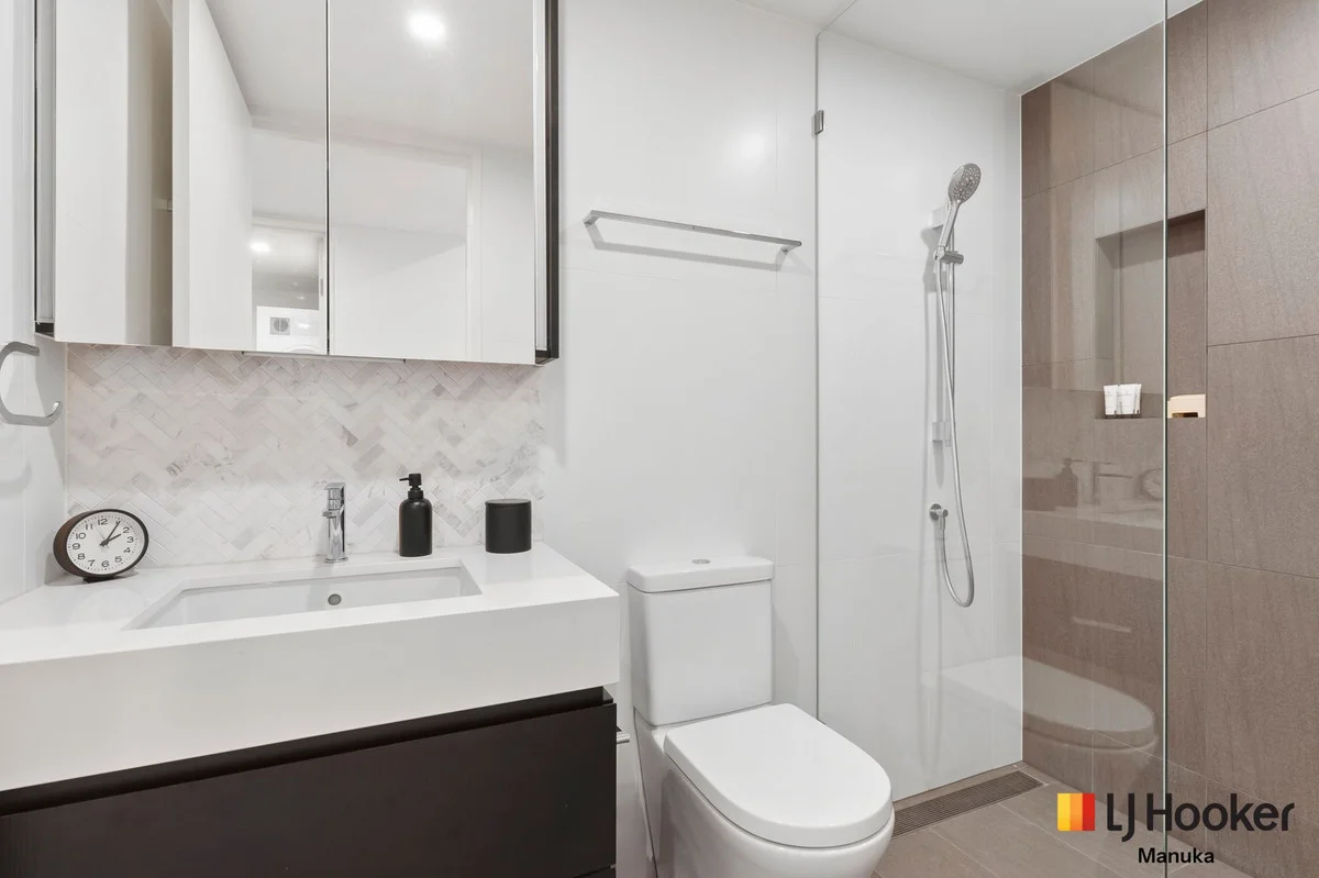 Additional image 12 of 30/7 State Circle, Forrest ACT 2603