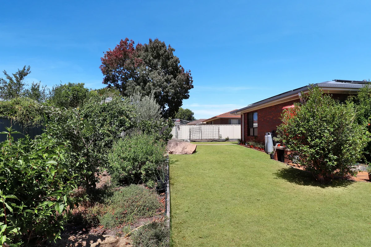 Additional image 21 of 26 Burton Crescent, Stanthorpe QLD 4380