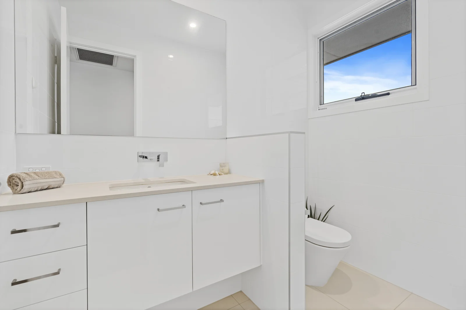 Additional image 24 of 11 Captains Court, Raby Bay QLD 4163