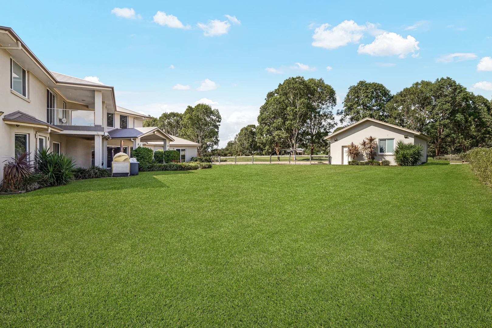 Additional image 25 of 27 Twin Creeks Drive, Luddenham NSW 2745